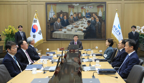 이창용 한국은행 총재가 22일 서울 중구 한국은행에서 열린 금융통화위원회 본회의에서 회의를 주재하고 있다. (사진=한국은행)